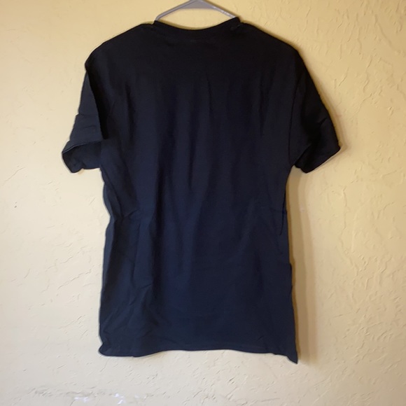 FOUR ROSES BOURBON Medium black t-shirt. NWOT - Picture 3 of 4